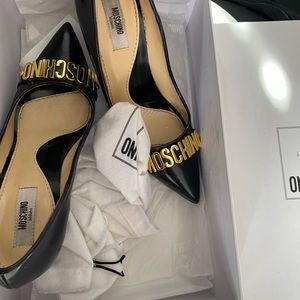 Authentic moschino pumps